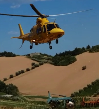 Force - Operaio cade da oltre 5 metri in un cantiere, arriva elisoccorso